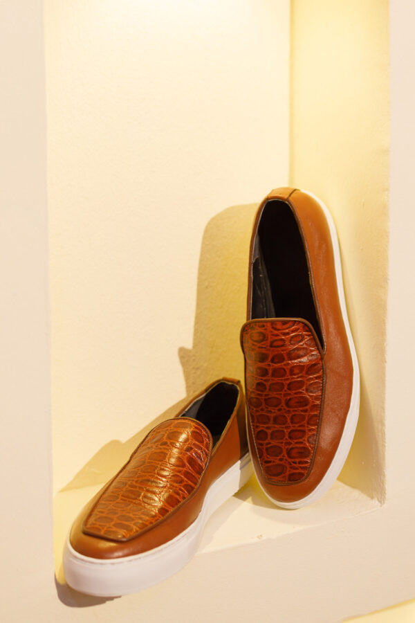 Luxury slip on leather sneakers - Image 2