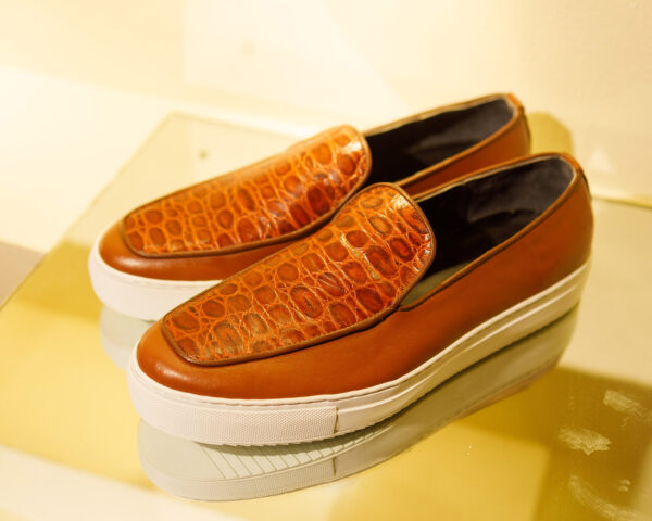 Luxury slip on leather sneakers - Image 3